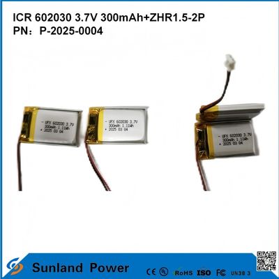 602030 3.7V 300mAh + ZHR1.5-2P แบตเตอรี่จากการออกแบบที่บางมาก ความสอดคล้องแบบยืดหยุ่นสําหรับอุปกรณ์สมาร์ทขนาดเล็กหลายประเภท Bluetooth หูฟังอุปกรณ์ที่ใส่และอุปกรณ์การแพทย์ที่พกพา