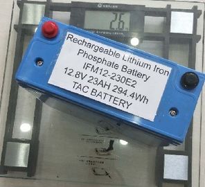 ชุดแบตเตอรี่ LiFePO4 12V สีน้ำเงิน 26650 23AH พร้อมตัวเรือน UL2054 สำหรับโคมไฟพลังงานแสงอาทิตย์