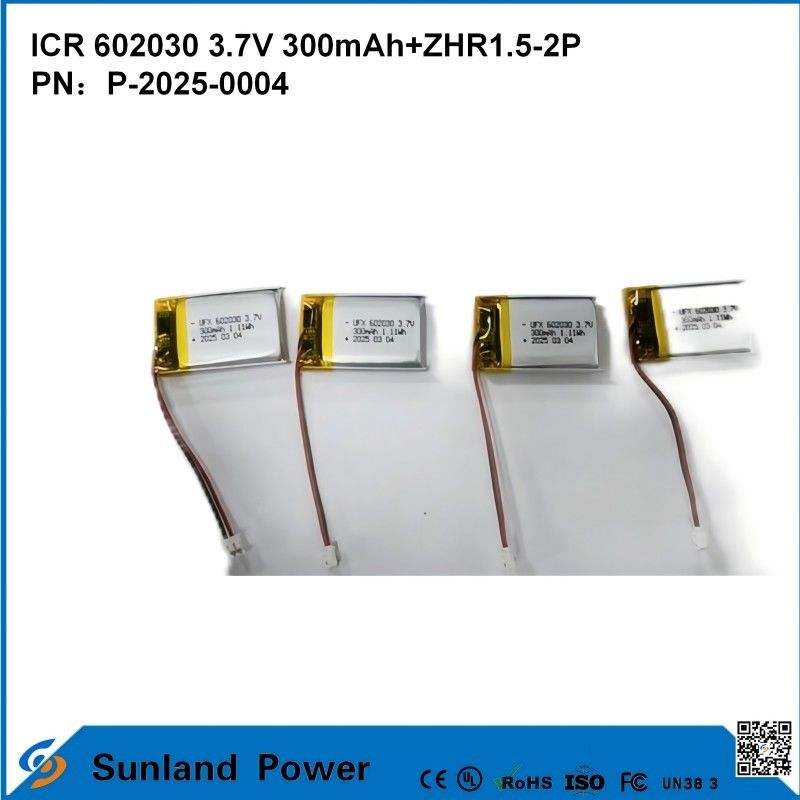 602030 3.7V 300mAh + ZHR1.5-2P แบตเตอรี่จากการออกแบบที่บางมาก ความสอดคล้องแบบยืดหยุ่นสําหรับอุปกรณ์สมาร์ทขนาดเล็กหลายประเภท Bluetooth หูฟังอุปกรณ์ที่ใส่และอุปกรณ์การแพทย์ที่พกพา