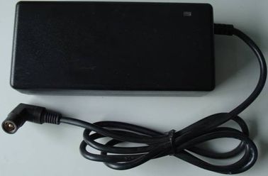 29.4V 2A E-bike เครื่องชาร์จแบตเตอรี่ขนาด 3 นิ้ว 157 มม. x 72 มม. x 45 มม